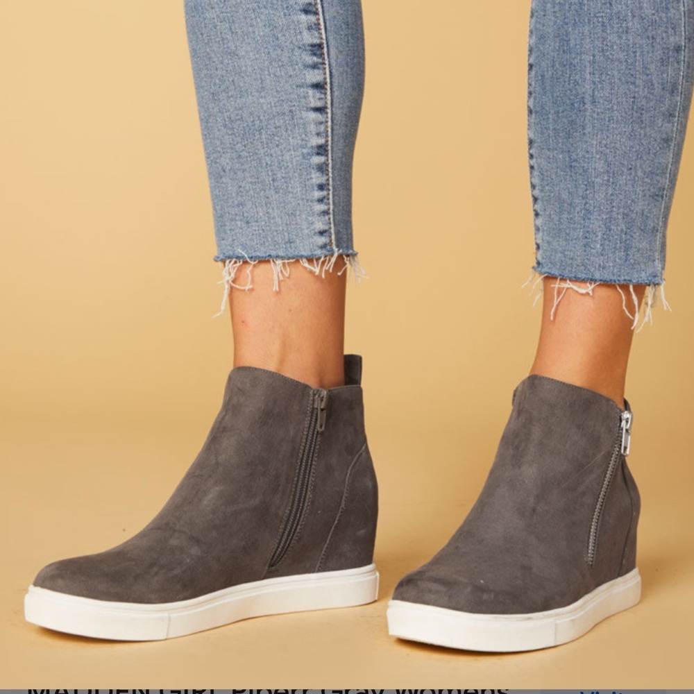 EUC! Madden Girl Wedge Sneakers